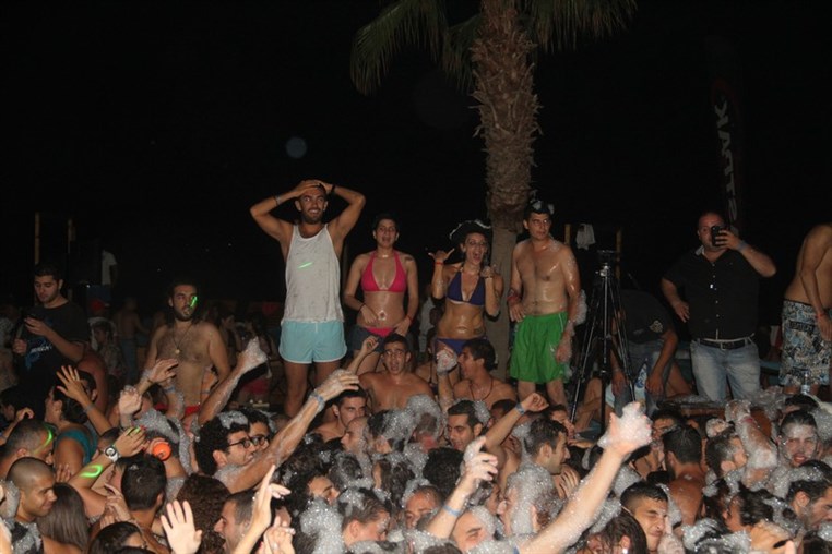 Lebanon Largest FOAM Party 3 (1)